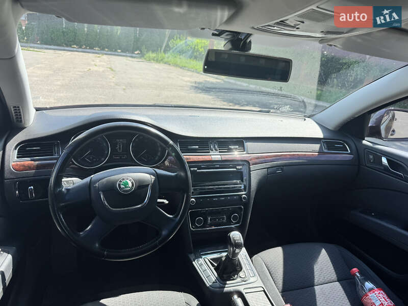 Лифтбек Skoda Superb 2009 в Киеве