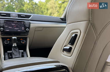 Универсал Skoda Superb 2016 в 
