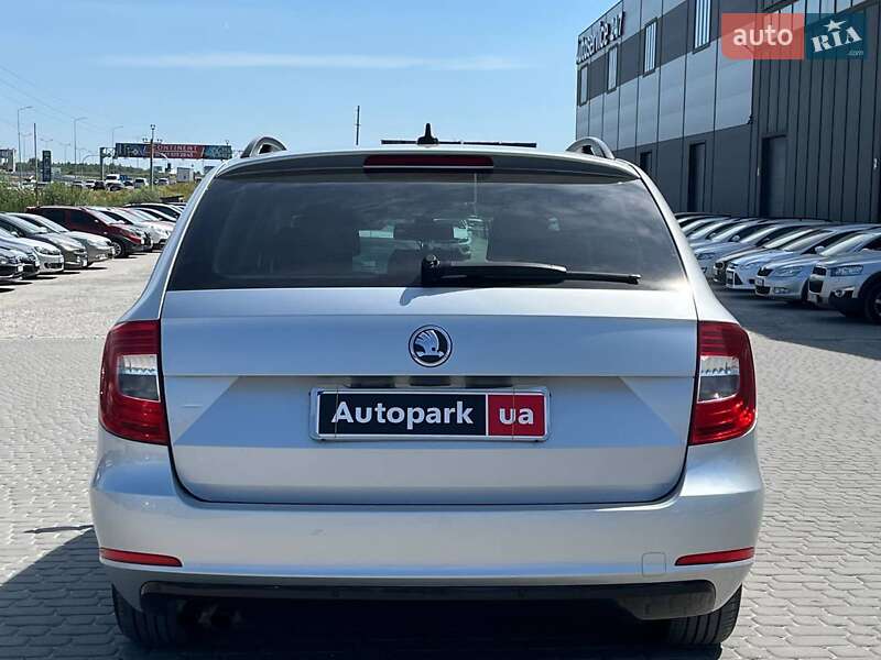 Универсал Skoda Superb 2013 в Львове
