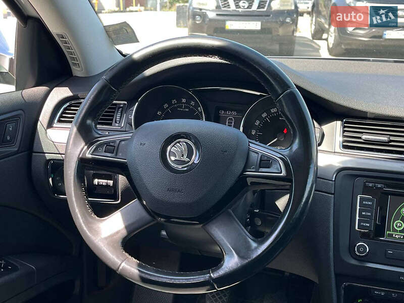 Универсал Skoda Superb 2013 в Львове