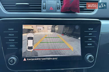 Лифтбек Skoda Superb 2019 в 