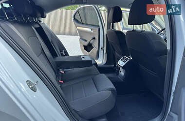Лифтбек Skoda Superb 2019 в 