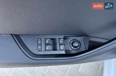 Лифтбек Skoda Superb 2019 в 