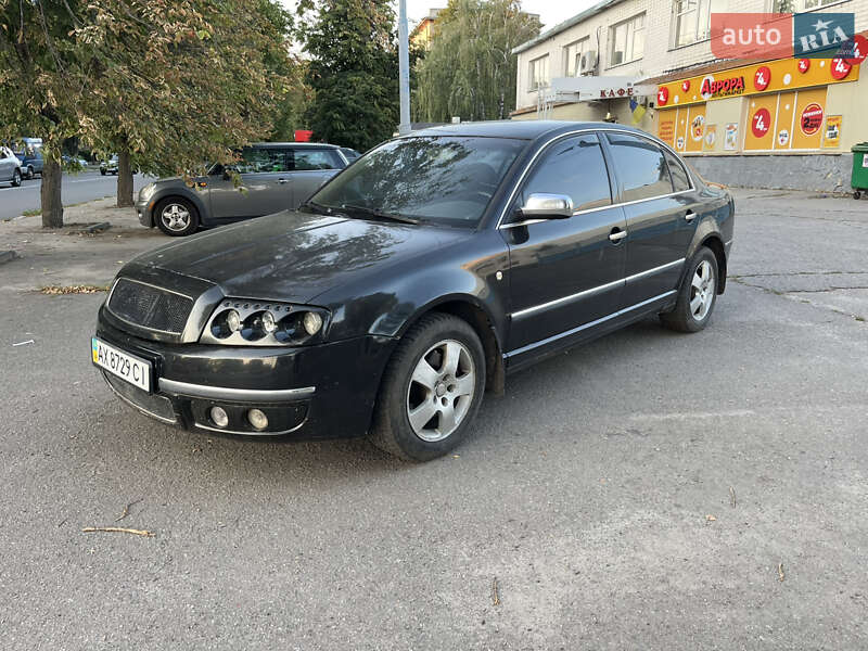 Skoda Superb 2002