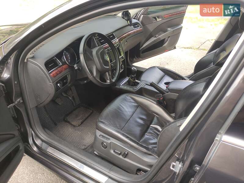 Лифтбек Skoda Superb 2011 в Ромнах фото 20 Лифтбек Skoda Superb 2011 в Ромнах