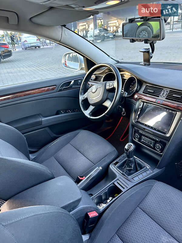 Универсал Skoda Superb 2010 в Черновцах фото 12 Универсал Skoda Superb 2010 в Черновцах