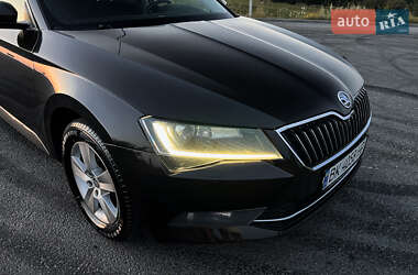 Лифтбек Skoda Superb 2017 в 