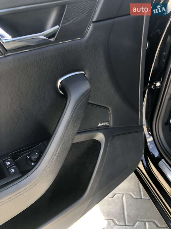 Лифтбек Skoda Superb 2022 в Луцке