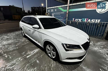 Универсал Skoda Superb 2017 в 
