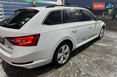 Универсал Skoda Superb 2017 в 
