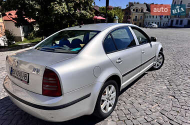Ліфтбек Skoda Superb 2006 в Кам'янець-Подільському