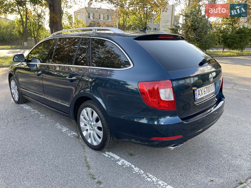 Универсал Skoda Superb 2012 в Киеве
