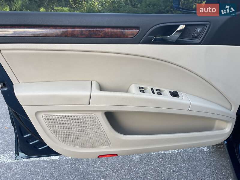 Универсал Skoda Superb 2012 в Киеве