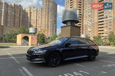 Универсал Skoda Superb 2020 в 