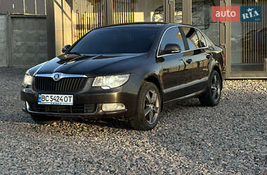 Ліфтбек Skoda Superb 2012 в Києві
