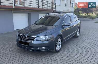 Универсал Skoda Superb 2013 в Ужгороде