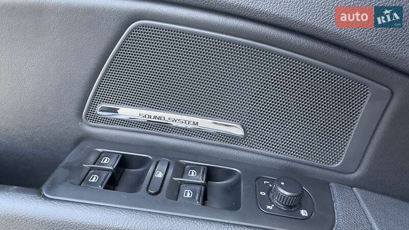 Универсал Skoda Superb 2013 в Ужгороде
