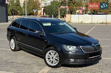Универсал Skoda Superb 2015 в 