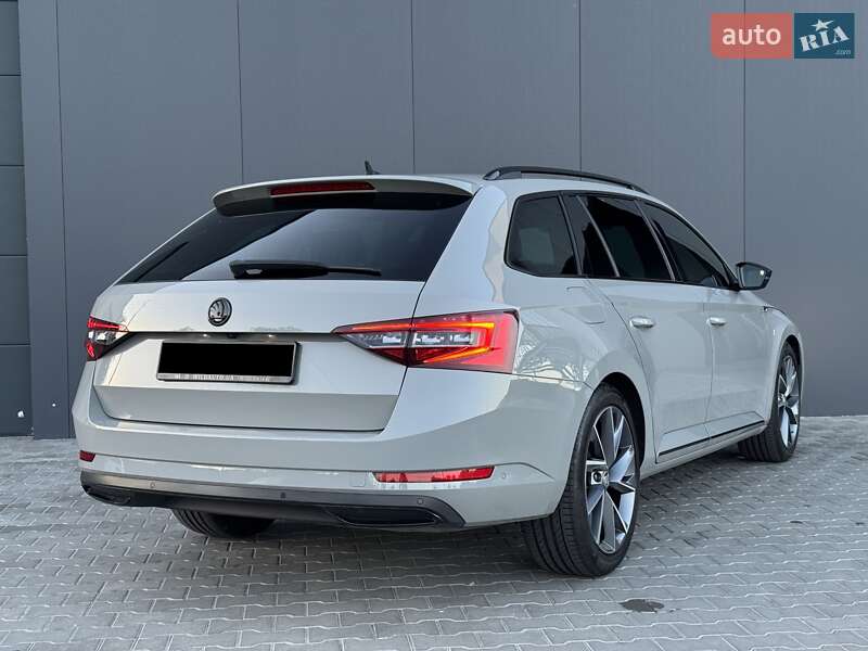 Универсал Skoda Superb 2019 в Луцке