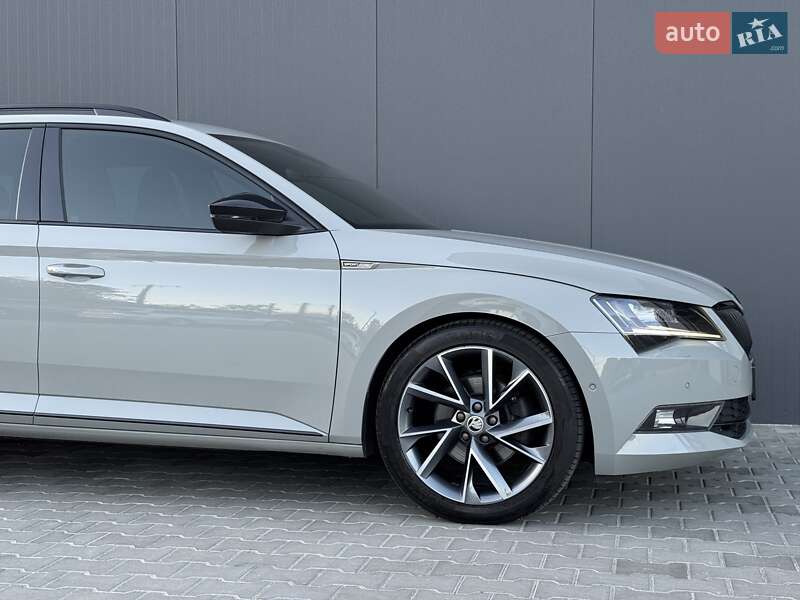 Универсал Skoda Superb 2019 в Луцке