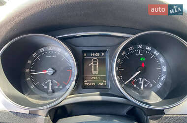 Универсал Skoda Superb 2012 в 