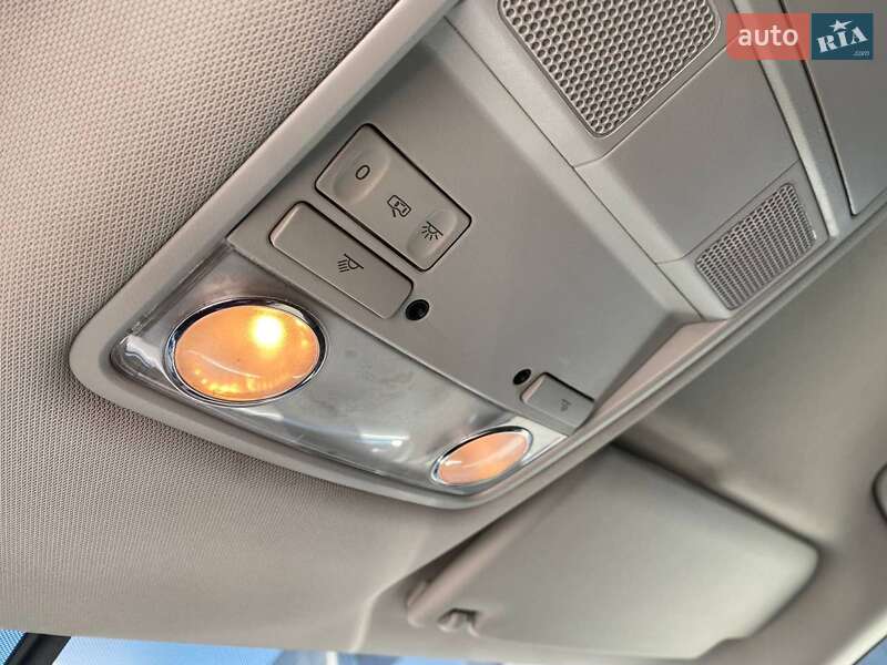 Универсал Skoda Superb 2012 в Львове