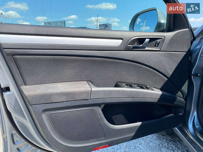 Универсал Skoda Superb 2012 в Львове