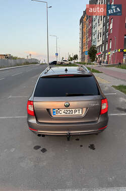 Универсал Skoda Superb 2010 в 