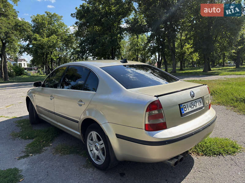 Ліфтбек Skoda Superb 2006 в Гадячі