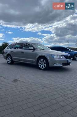 Универсал Skoda Superb 2010 в 