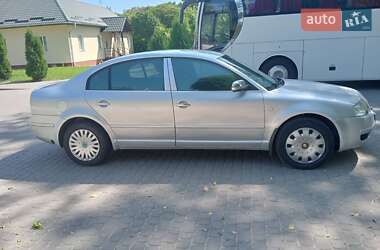 Лифтбек Skoda Superb 2006 в 