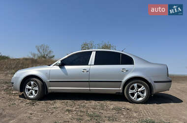Лифтбек Skoda Superb 2007 в 