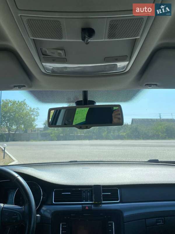 Універсал Skoda Superb 2011 в Дніпрі фото 24 Універсал Skoda Superb 2011 в Дніпрі