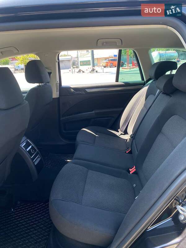 Універсал Skoda Superb 2011 в Дніпрі фото 19 Універсал Skoda Superb 2011 в Дніпрі