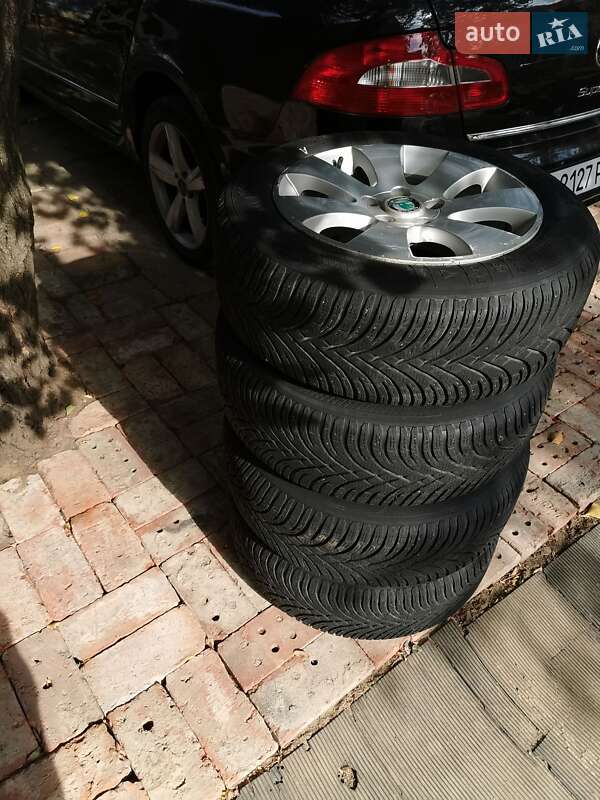 Лифтбек Skoda Superb 2012 в Славянске