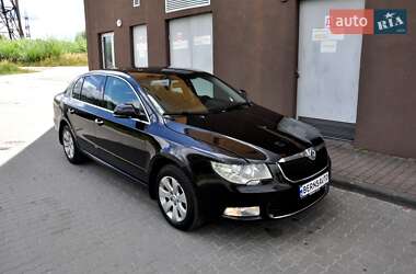 Лифтбек Skoda Superb 2011 в 