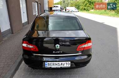 Лифтбек Skoda Superb 2011 в 