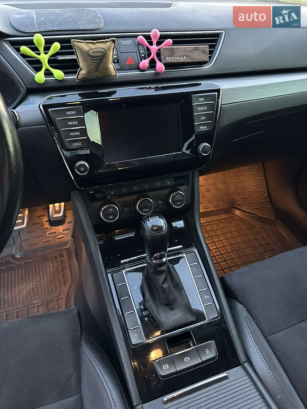 Лифтбек Skoda Superb 2016 в Мукачево