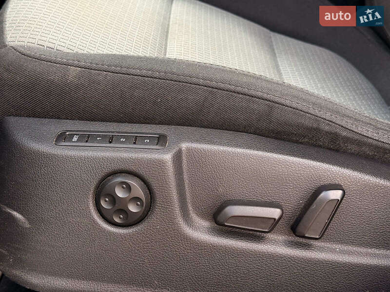 Универсал Skoda Superb 2013 в Львове