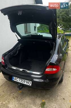 Лифтбек Skoda Superb 2012 в 