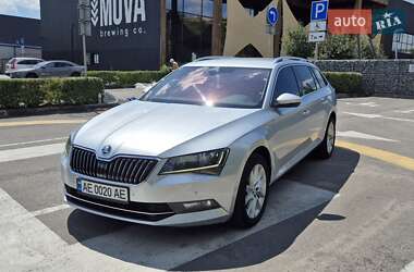 Универсал Skoda Superb 2016 в Днепре