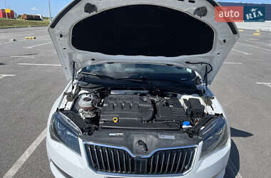 Универсал Skoda Superb 2018 в 
