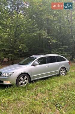 Универсал Skoda Superb 2010 в 