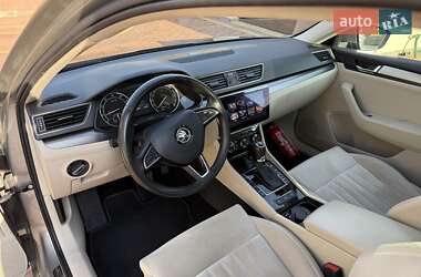 Универсал Skoda Superb 2017 в 