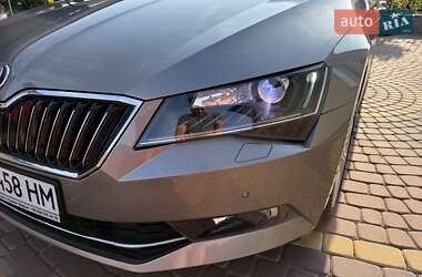 Универсал Skoda Superb 2017 в 