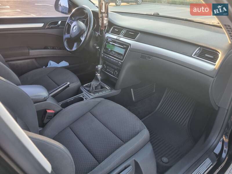 Лифтбек Skoda Superb 2014 в Виннице