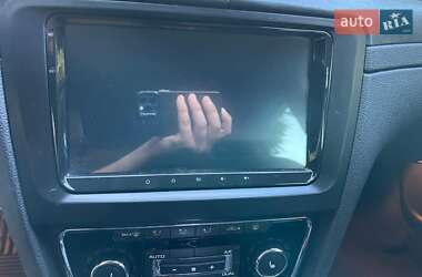 Лифтбек Skoda Superb 2014 в 