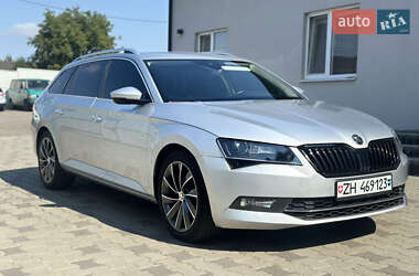 Универсал Skoda Superb 2017 в 