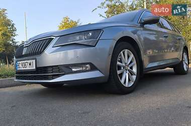 Универсал Skoda Superb 2017 в 