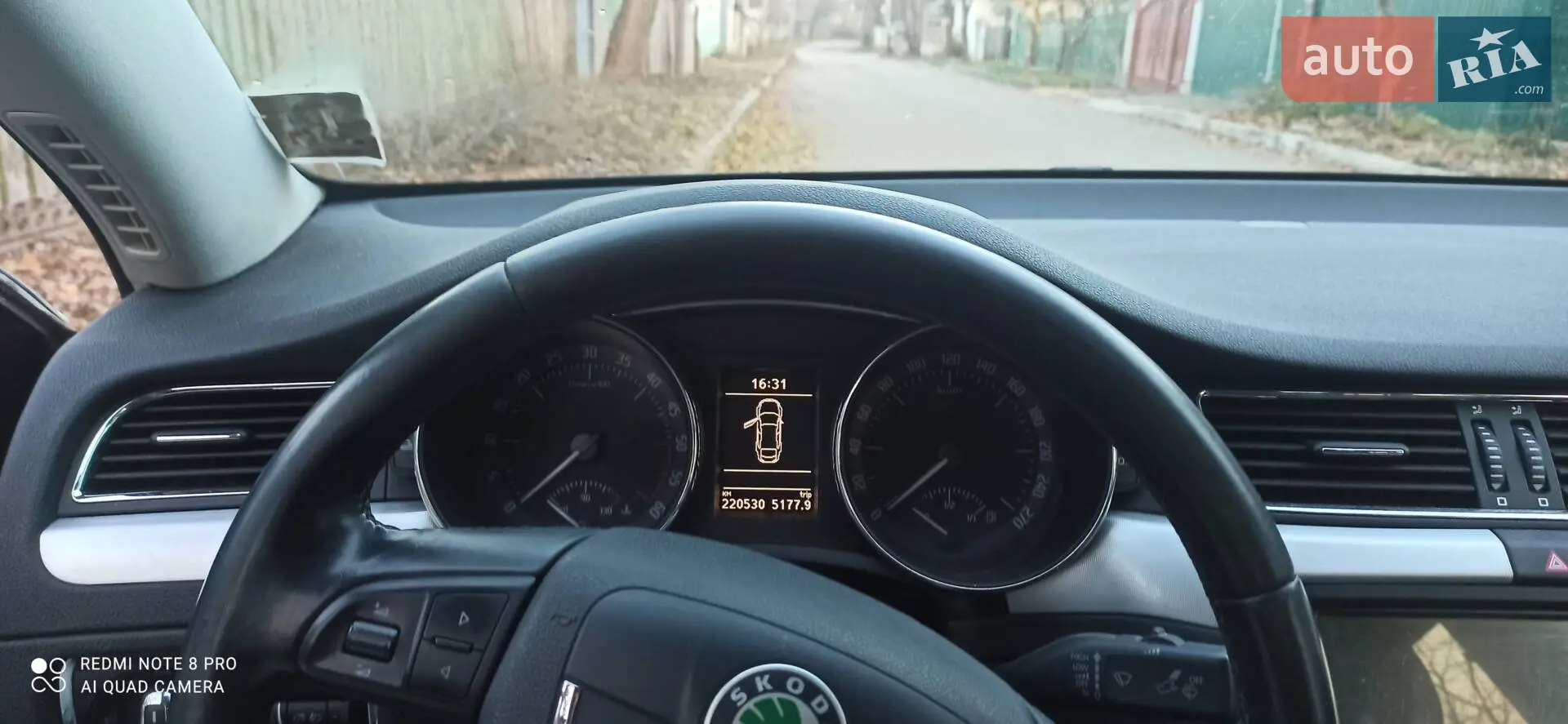 2011 Skoda Superb - мініатюра 5